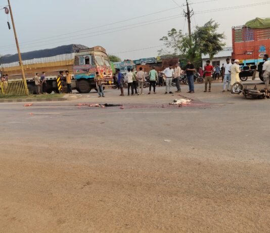 ब्रेकिंग न्यूज: राजनांदगांव के बरगा चौक पर दर्दनाक सड़क हादसा बुजुर्ग की मौके पर मौत…