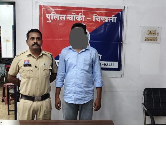 राजनांदगांव: कानून व्यवस्था बनाए रखने चिखली पुलिस का अभियान तेज एक बदमाश जेल भेजा गया…