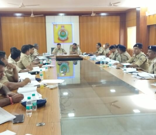 राजनांदगांव : अपराध नियंत्रण हेतु पुलिस की क्राइम मीटिंग…