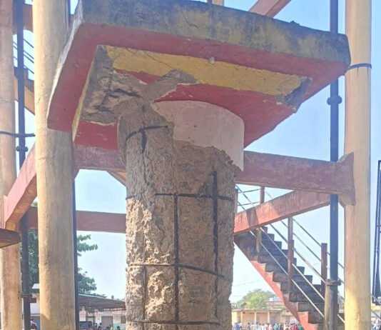 राजनांदगांव:मोखला पंचायत के अटल स्तंभ की दुर्दशा पर ग्रामीणों में नाराज़गी…