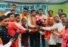 राजनांदगांव:भाजपा पिछड़ा वर्ग मोर्चा के नव नियुक्त अध्यक्ष व पूर्व विधायक का अंबागढ़ चौकी में पदभार ग्रहण करने के पश्चात् प्रथम आगमन हुआ…