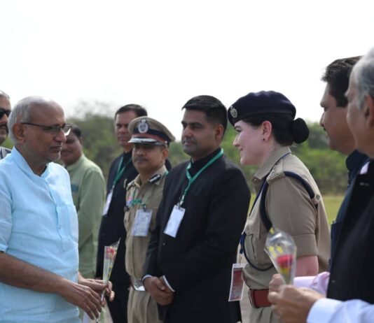 राजनांदगांव : उपराष्ट्रपति का राजनांदगांव आगमन , पीटीएस ग्राउंड हेलीपैड पर हुआ आत्मीय स्वागत…