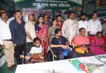 रायपुर : रजत जयंती महोत्सव 2025 स्कूल शिक्षा मंत्री यादव ने किया स्टॉलों का अवलोकन योजनाओं की सराहना की…