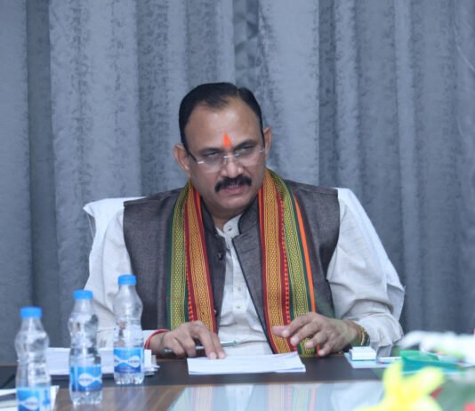 रायपुर : स्वास्थ्य मंत्री श्याम बिहारी जायसवाल ने की विभागीय योजनाओं की समीक्षा…