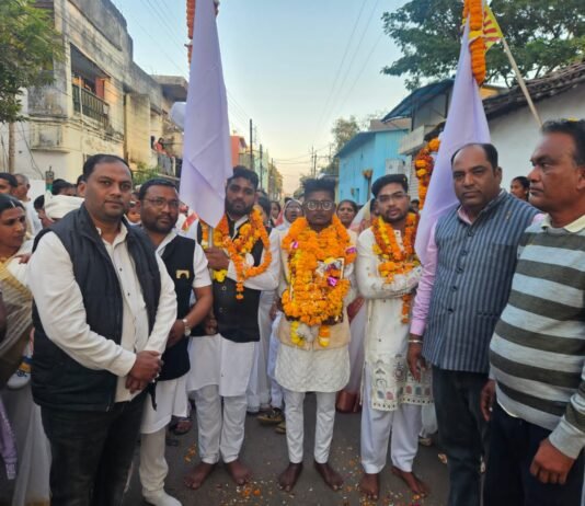 राजनांदगांव: संत गुरु घासीदास जयंती पर सतनामी समाज की रैली का भव्य स्वागत…