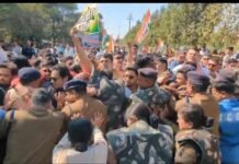 राजनांदगांव: नेशनल हेराल्ड मामले में ईडी की एफआईआर खारिज होने के बाद कांग्रेस का जोरदार प्रदर्शन, उमड़ा जनसैलाब, 258 कार्यकर्ता गिरफ्तार…