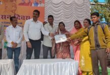 राजनांदगांव: हितग्राहियों को मिली योजनाओं की सौगात, आवास आवंटन पत्र व प्रमाण पत्रों का वितरण…