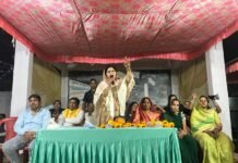 डोंगरगढ़: डोंगरगढ़ विधायक हर्षिता स्वामी बघेल ने पदूमतरा में गुरु घासीदास जयंती समारोह में की शिरकत दिया मनखे-मनखे एक समान का संदेश…