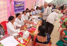 राजनांदगांव: शिविर में बनाए गए 17 आधार कार्ड और 7 ड्राईविंग लायसेंस…