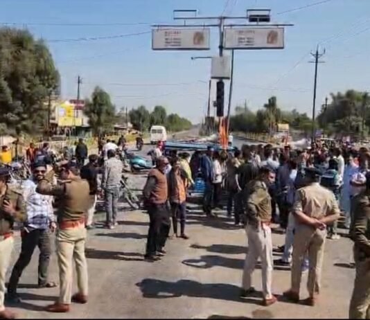 कांकेर: आमाबेड़ा धर्मांतरण विवाद के विरोध में छत्तीसगढ़ बंद राजनांदगांव में दिखा व्यापक असर…