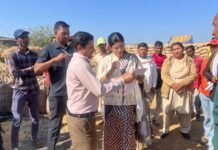 राजनांदगांव: डोगरगढ़ विधायक हर्षिता स्वामी बघेल मोहारा धान खरीदी केंद्र पहुंचे…