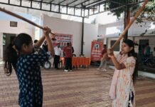 राजनांदगांव में आत्मरक्षा को लेकर लाठी प्रशिक्षण शिविर का सफल आयोजन…
