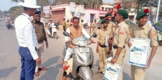 खैरागढ़ में सड़क सुरक्षा माह के तहत जिला पुलिस–NCC का संयुक्त जागरूकता अभियान…