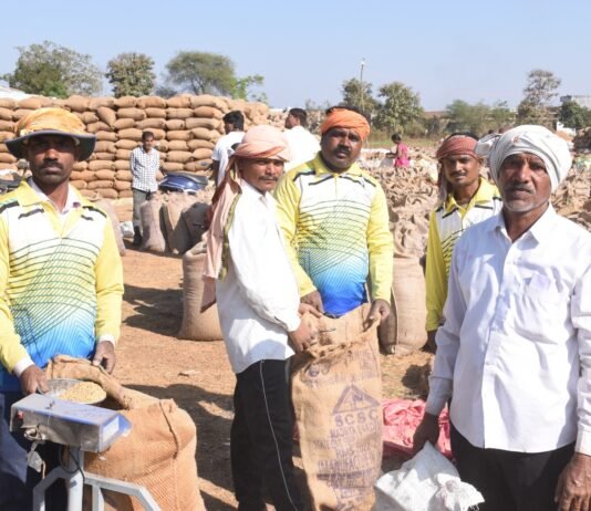 राजनांदगांव: जिले में धान की खरीदी अभियान से किसानों में खुशी एवं उल्लास का माहौल…