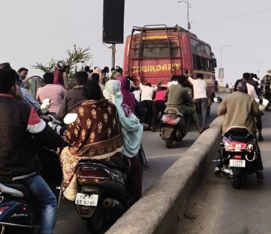 राजनांदगांव: स्टेशन पारा ओवरब्रिज पर फिर जाम, अंडरब्रिज निर्माण की मांग तेज…