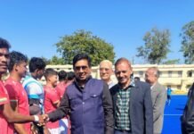 राजनांदगांव: स्व नारायण सिंह स्मृति अखिल भारतीय स्वर्ण कप हॉकी टूर्नामेंट का खिताब एस ए आर कोलकाता ने अपने नाम किया…