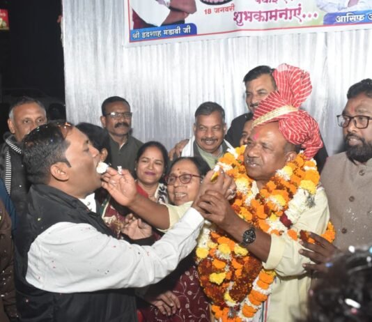 राजनांदगांव: महावीर चौक में विधायक इंद्रशाह मंडावी का जन्मदिन उत्साह व धूमधाम से मनाया गया – आसिफ…