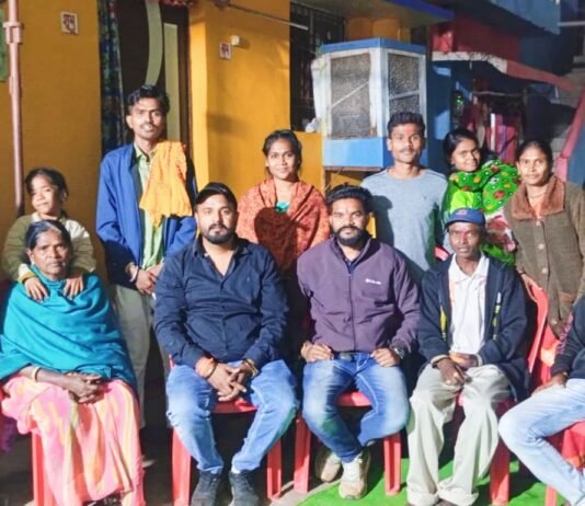 राजनांदगाँव: विहिप बजरंग दल की तत्परता ने कराई घर वापसी हिंदू संस्कृति से हुआ अंतिम संस्कार दशगात्र संस्कार कार्यक्रम में पश्चात शांति भोज बैठकर साथ किया…