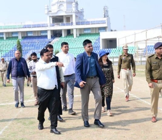 राजनांदगांव: कलेक्टर ने गणतंत्र दिवस की तैयार के मद्देनजर दिग्विजय स्टेडियम में तैयारियों का लिया जायजा…