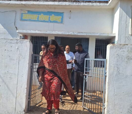 मोहला: शिफ्टिंग एवं स्वच्छता को लेकर जताई नाराजगी, व्यवस्थाओं में सुधार के दिए निर्देश…