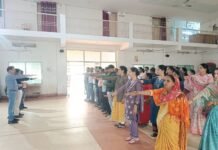 राजनांदगांव: निगम में राष्ट्रपिता महात्मा गांधी एवं वीर शहीदो को दी गयी दो मिनट की मौन श्रद्धांजलि…