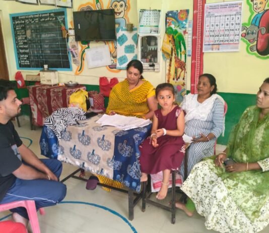 राजनांदगांव: एसआईआर में गड़बड़ियों को लेकर शहर अध्यक्ष जितेंद्र मुदलियार व ब्लॉक अध्यक्ष सूर्यकांत जैन से मिले शास्त्री…