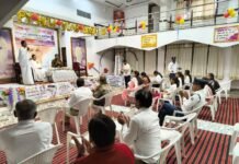 राजनांदगांव: यातायात पुलिस द्वारा ब्रम्हकुमारी परिसर में यातायात का जनजागरूकता कार्यक्रम आयोजित किया गया…