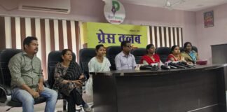 राजनांदगांव: आरोपियों की अब तक गिरफ्तारी नहीं मृतक के परिजनों ने पत्रकार वार्ता में कहा…