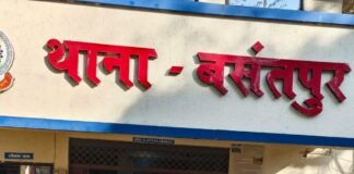 राजनांदगांव: मोहारा बायपास पर चाकू लहराकर दहशत फैलाने वाला युवक गिरफ्तार, स्कूटी व मोबाइल जब्त…