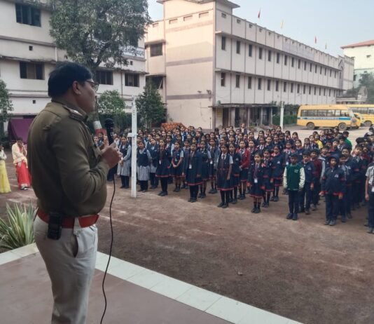राजनांदगांव में सड़क सुरक्षा माह के पाँचवे दिन शिक्षण संस्थानों में चला यातायात जागरूकता अभियान…