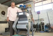 राजनांदगांव: प्रधानमंत्री सूक्ष्म खाद्य उद्योग उन्नयन योजना दीप कुमार रामराव देशपांडे के लिए बनी मददगार…