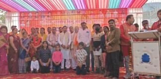 рд░рд╛рдЬрдирд╛рдВрджрдЧрд╛рдВрд╡: рдЕрдЦрд┐рд▓ рднрд╛рд░рддреАрдп рд╣рд┐рдиреНрджреВ рдорд╣рд╛рд╕рднрд╛ рднрд╛рд░рдд рдХреЗ рддрддреНрд╡рд╛рдзрд╛рди рдореЗрдВ рдЕрдорд░ рд╢рд╣реАрджреЛрдВ рдХреЗ рдирд╛рдо рдорд╣рд╛-рд░рдХреНрддрджрд╛рди рд╢рд┐рд╡рд┐рд░ рд╕рдореНрдкрдиреНрдитАж