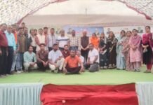 राजनांदगांव: तुमड़ीबोड़ में छत्तीसगढ़ रजत जयंती समारोह, हितग्राहियों को मिला लाभ, विद्युत वितरण कंपनी ने योजनाओं की जानकारी देकर प्रमाण पत्र वितरित किए…