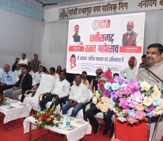 рд░рд╛рдЬрдирд╛рдВрджрдЧрд╛рдВрд╡: рдкреНрд░рджреЗрд╢ рдореЗрдВ рдКрд░реНрдЬрд╛ рдХреЗ рдХреНрд╖реЗрддреНрд░ рдореЗрдВ рд╣реБрдЖ рд╕рд░реНрд╡рд╛рдзрд┐рдХ рд╡рд┐рдХрд╛рд╕ – рд╕реНрдХреВрд▓ рд╢рд┐рдХреНрд╖рд╛ рдордВрддреНрд░реА рдЧрдЬреЗрдиреНрджреНрд░ рдпрд╛рджрд╡…