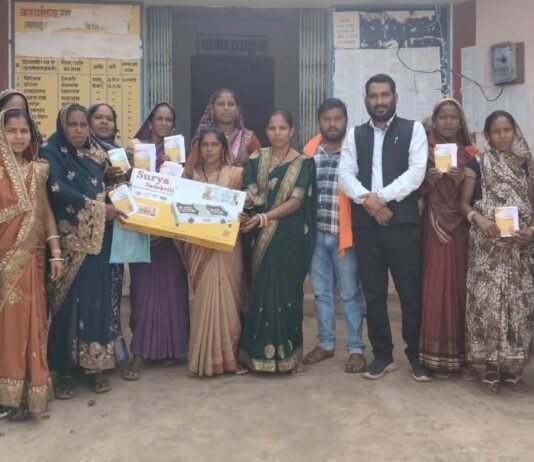 राजनांदगांव: प्रधानमंत्री उज्ज्वला योजना अन्तर्गत ग्राम बनभेड़ी में 17 हितग्राहियों को दिया गया गैस कनेक्शन…