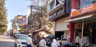 राजनांदगांव : नो-पार्किंग में खड़े 81 वाहनों पर यातायात पुलिस की कार्रवाई…