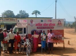 मोहला: जिले के अंतिम छोर बोड़ेगाँव पहुँचा ‘सर्विस ऑन व्हील्स’ सेवा रथ, 137 हितग्राहियों को मिला लाभ…