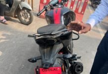 राजनांदगांव: आड़ा -तिरछा व फैंसी नंबर प्लेट लगे 38 वाहनों पर यातायात पुलिस की कार्यवाही…