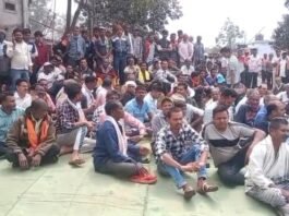 राजनांदगांव: बैंक शाखा की मांग पर चारभाटा ग्रामीणों का हाइवे जाम, प्रशासन ने दिया आश्वासन…