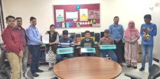 राजनांदगांव : एसबीआई द्वारा सीएसआर सहायता के रूप में सीआरसी के दिव्यांग बच्चों के लिए 6 नग कम्प्यूटर सिस्टम एवं 1 नग प्रिंटर किया गया प्रदान…