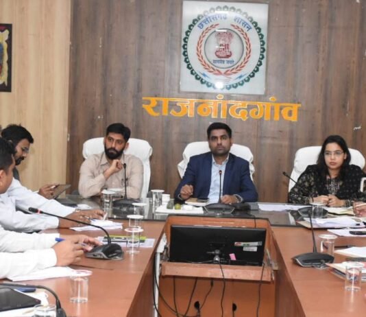 राजनांदगांव: बच्चों का आधार अपडेट प्राथमिकता से कराने के दिए निर्देश…