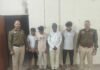 राजनांदगांव: सार्वजनिक स्थान पर शराब पीते चार युवक गिरफ्तार…