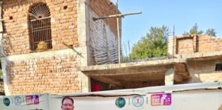 मोहला: सर्विस ऑन व्हील्स” अभियान, घर-पहुंच मिल रही शासकीय सेवाएं…