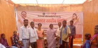 ┬ардореЛрд╣рд▓рд╛ : рджрд┐рд╡реНрдпрд╛рдВрдЧ рдПрд╡рдВ рд╡реГрджреНрдзрдЬрдиреЛрдВ рдХреЛ рдПрдХ рд╣реА рджрд┐рди рдореЗрдВ рдорд┐рд▓реА рдХрдИ рд╡рд┐рднрд╛рдЧреАрдп рдпреЛрдЬрдирд╛рдУрдВ рдХрд╛ рд▓рд╛рдн, рдЧреНрд░рд╛рдореАрдгреЛрдВ рдиреЗ рдХрд╣рд╛ рд╕рдордп,рд╢реНрд░рдо рдФрд░ рдкреИрд╕реЗ рдХреА рд╣реБрдИ рдмрдЪрдд…