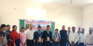 рдореЛрд╣рд▓рд╛: рд╡реЗрдЯрд▓реИрдВрдб рд╕рдВрд░рдХреНрд╖рдг рдХреЗ рд▓рд┐рдП рдЧреНрд░рд╛рдореАрдгреЛрдВ рдиреЗ рд▓реА рд╢рдкрде, рд╡рд┐рд╢реНрд╡ рд╡реЗрдЯрд▓реИрдВрдб рджрд┐рд╡рд╕ рдкрд░ рд╡рд┐рд╢реЗрд╖ рдЖрдпреЛрдЬрди…