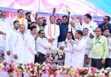 राजनांदगांव: मुख्यमंत्री विष्णु देव साय कबीर मठ धाम नादिया में आयोजित अखिल भारतीय सद्गुरू कबीर संत सम्मेलन कार्यक्रम में हुए शामिल…