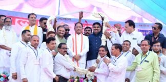 राजनांदगांव: मुख्यमंत्री विष्णु देव साय कबीर मठ धाम नादिया में आयोजित अखिल भारतीय सद्गुरू कबीर संत सम्मेलन कार्यक्रम में हुए शामिल…