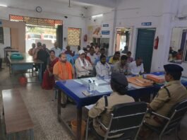 राजनांदगांव : होली शांतिपूर्ण संपन्न कराने में सहयोग देने वाले नागरिकों का पुलिस ने किया सम्मान…