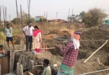 राजनांदगांव: शासकीय योजनाओं की प्रभावी क्रियान्वयन, व्यवस्थाओं में सुधार करने जिला स्तरीय अधिकारियों ने किया विशेष मैदानी निरीक्षण…