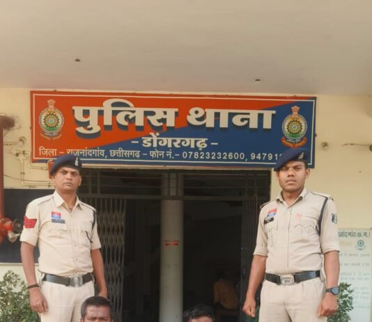 राजनांदगांव: पुरानी रंजिश और शराब को लेकर विवाद, दो युवकों पर चाकू से हमला…